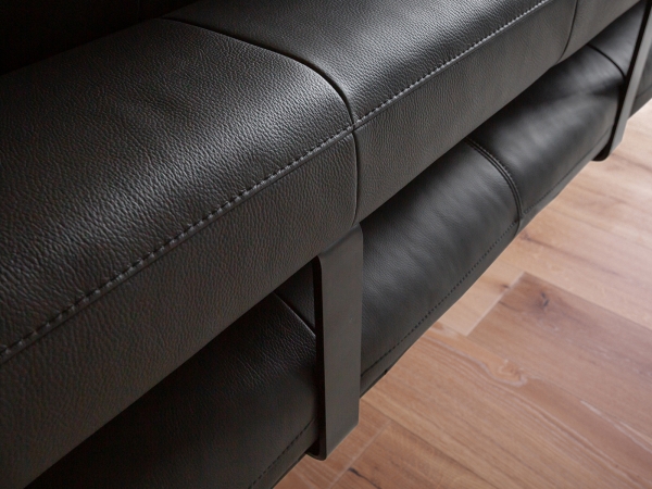Canapea de colt Marella 305x250 din piele groasa negru canapea joasa stanga de la marca ES
