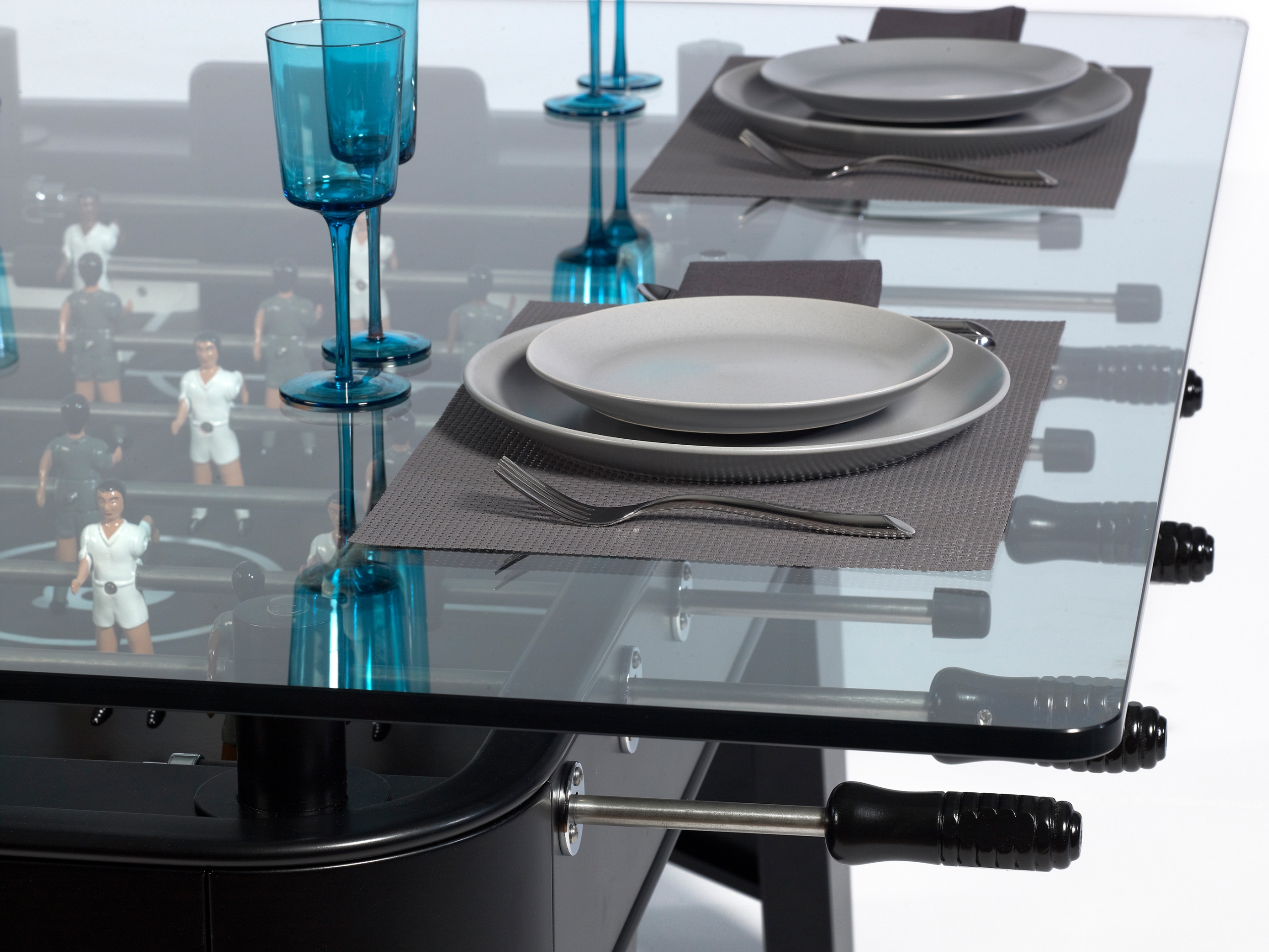 RS2Dining black detail 01 scaled